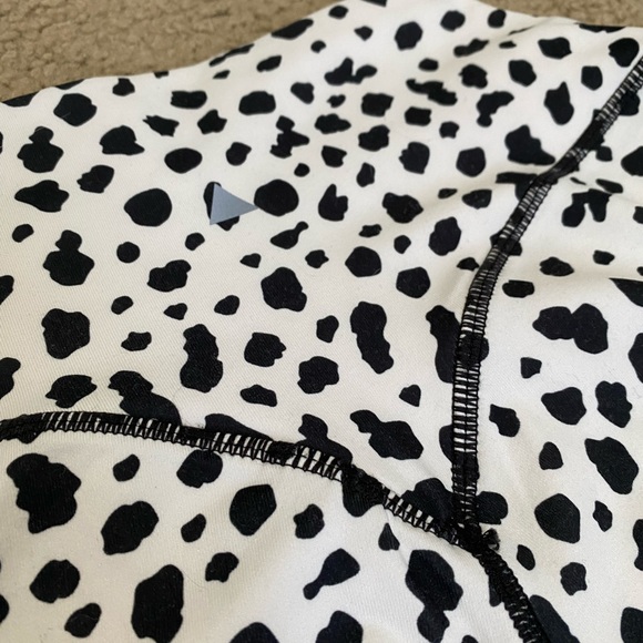 Balance Athletica (now Vitality) leggings - Picture 4 of 6